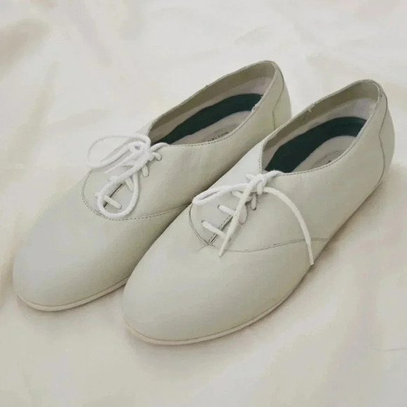G.H. BASS & CO. Vintage Dress Shoes with Laces In Off White Size 9 1/2M - Picture 1 of 13